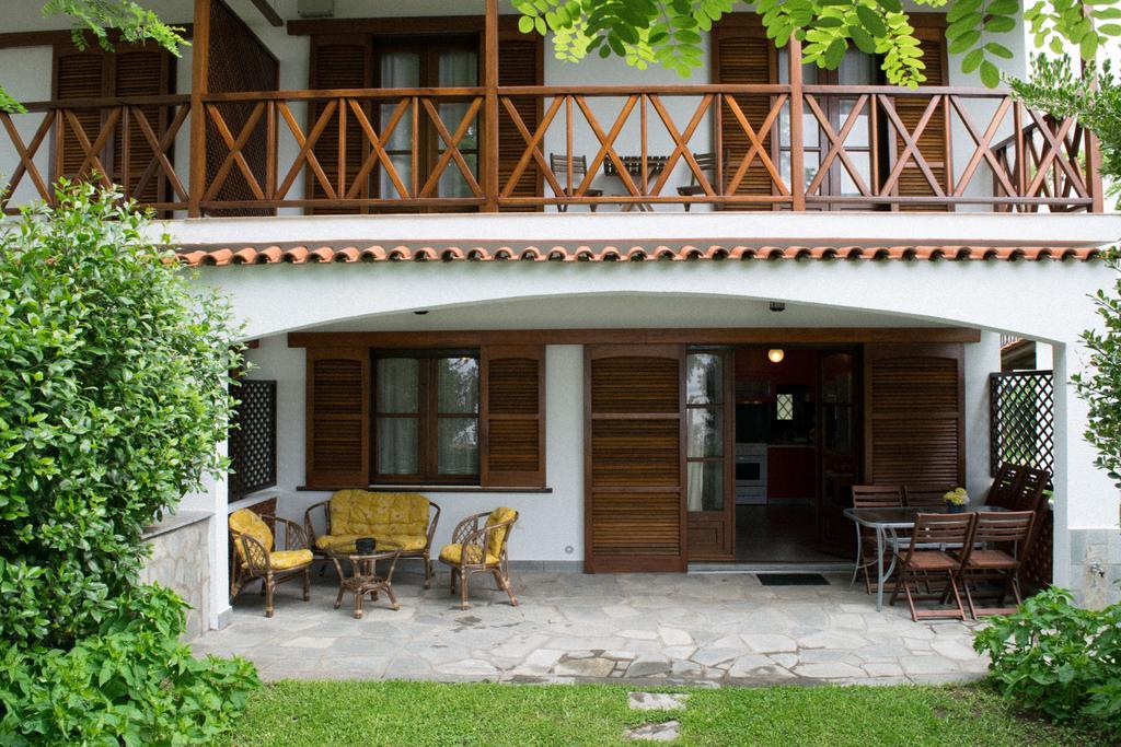 Mikiverna Houses By Miltiadis Kalyves Polygyrou Rum bild